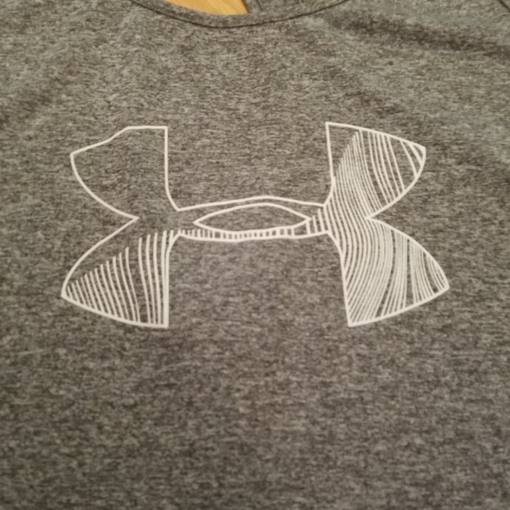NWT Under Armour tank - Picture 2 of 6